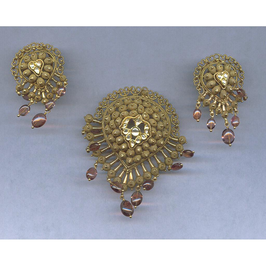 GOLD HALF SET PENDENT ANTIQUE EXCLUSIVE