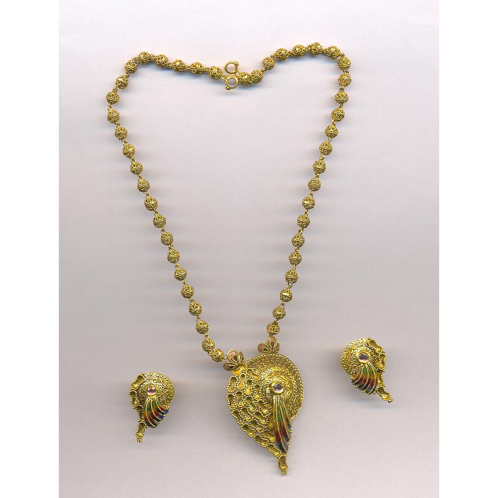 GOLD HALF SET PENDENT ANTIQUE EXCLUSIVE