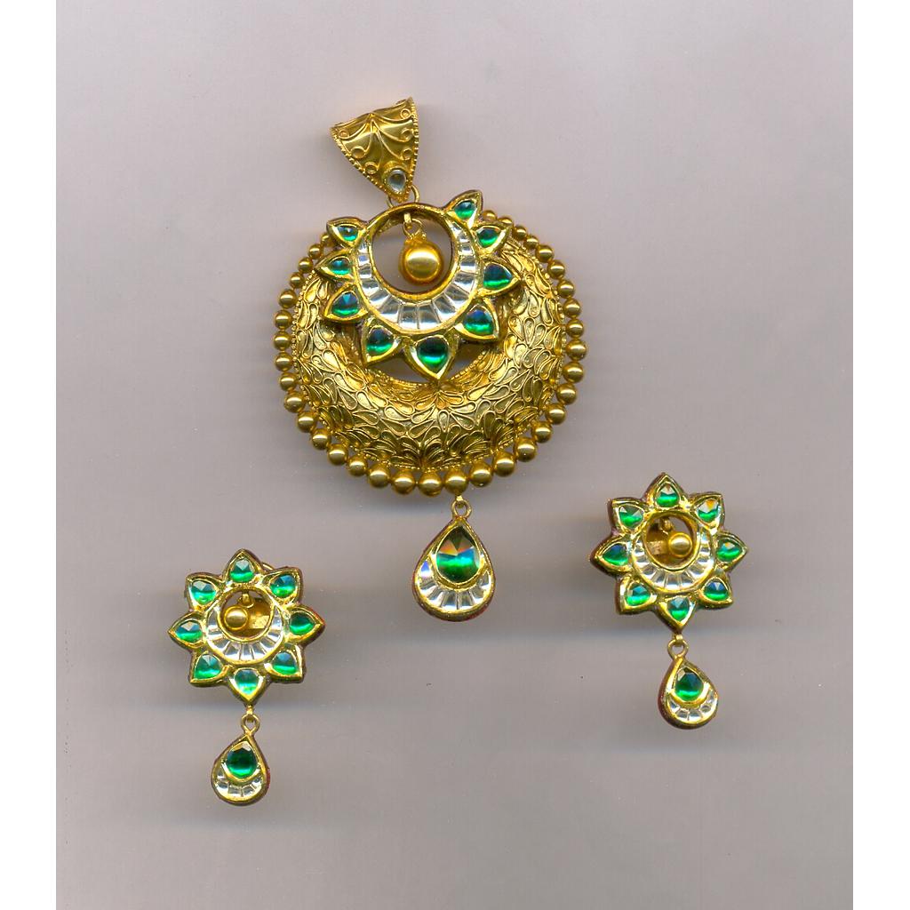 GOLD HALF SET PENDENT ANTIQUE EXCLUSIVE