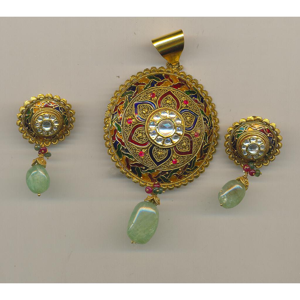 GOLD HALF SET PENDENT ANTIQUE FANCY