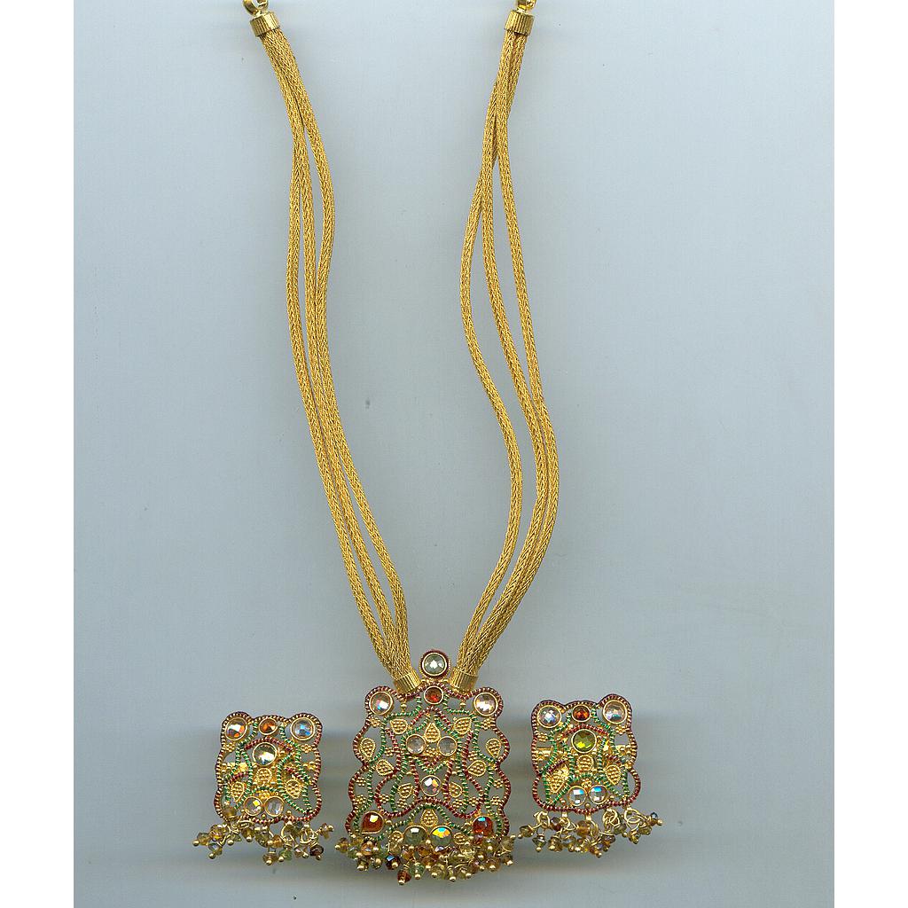 GOLD HALF SET PENDENT ANTIQUE GENERAL
