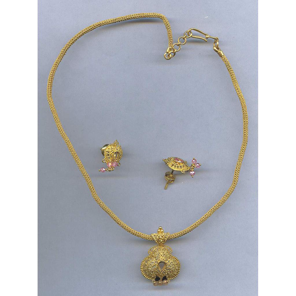 GOLD HALF SET PENDENT ANTIQUE GENERAL