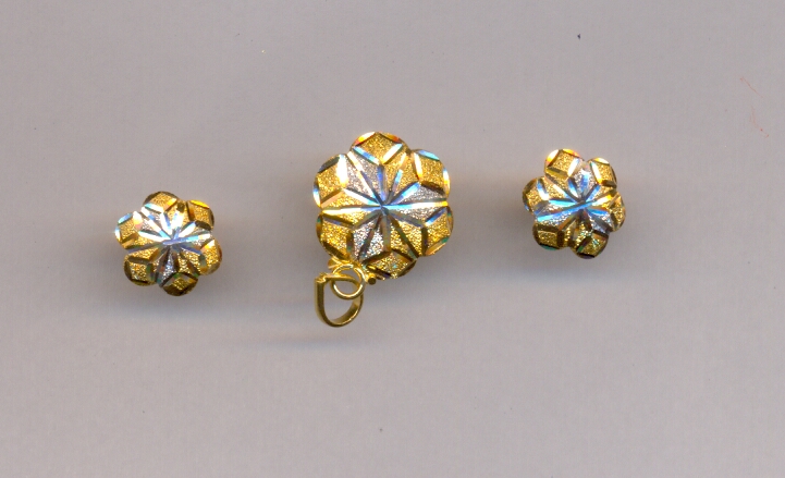 GOLD HALF SET PENDENT CASTING EXCLUSIVE