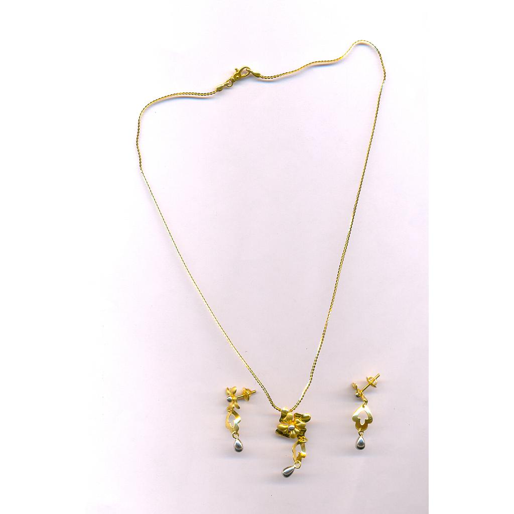 GOLD HALF SET PENDENT CASTING EXCLUSIVE