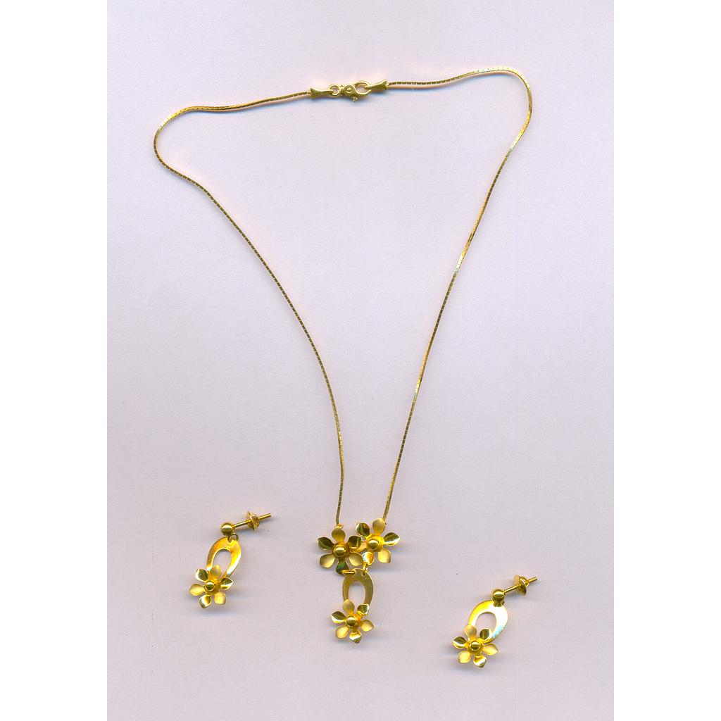 GOLD HALF SET PENDENT CASTING EXCLUSIVE