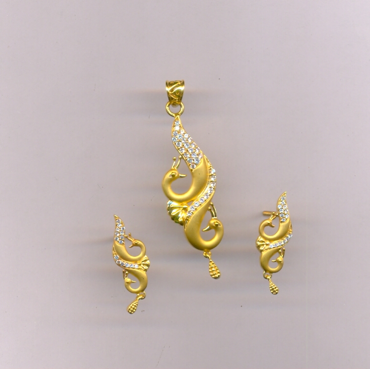 GOLD HALF SET PENDENT CASTING EXCLUSIVE