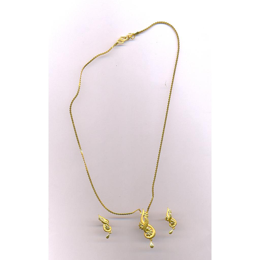GOLD HALF SET PENDENT CASTING EXCLUSIVE