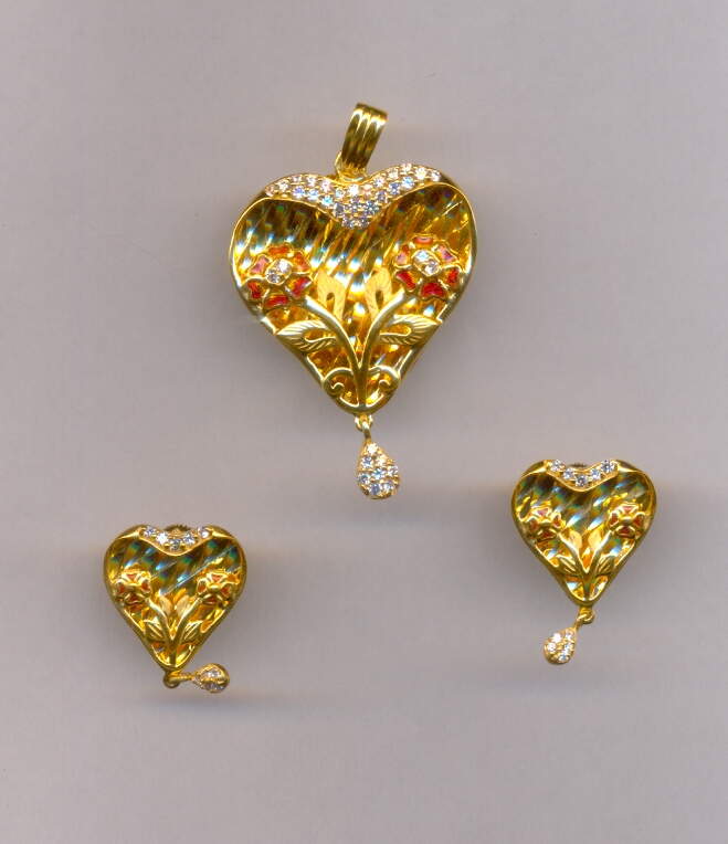 GOLD HALF SET PENDENT CASTING EXCLUSIVE