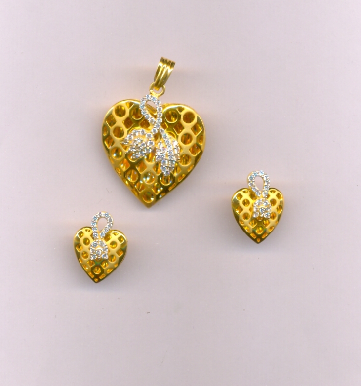 GOLD HALF SET PENDENT CASTING EXCLUSIVE