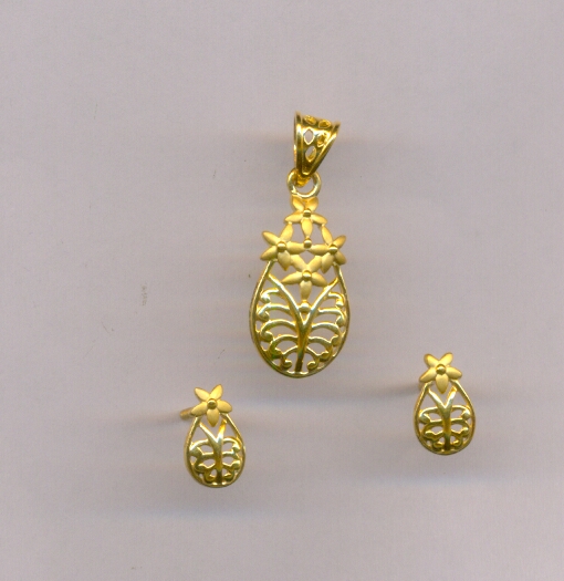 GOLD HALF SET PENDENT CASTING EXCLUSIVE