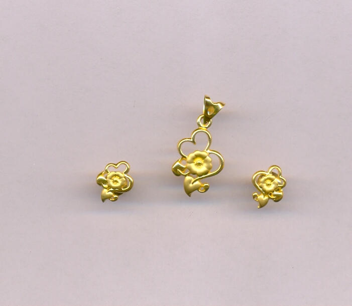 GOLD HALF SET PENDENT CASTING EXCLUSIVE