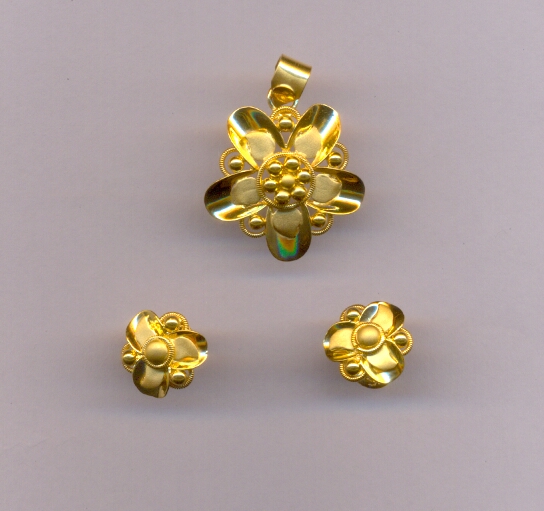 GOLD HALF SET PENDENT CASTING EXCLUSIVE
