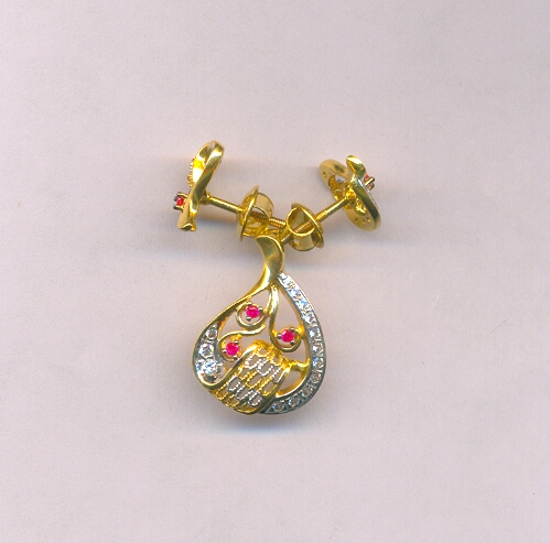 GOLD HALF SET PENDENT CASTING FANCY