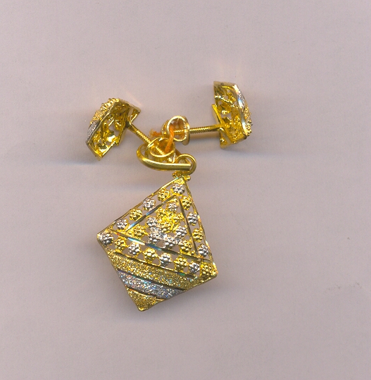 GOLD HALF SET PENDENT CASTING FANCY