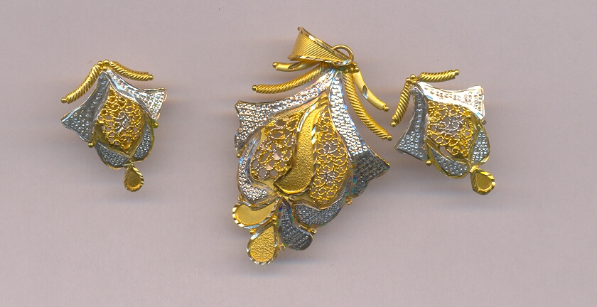 GOLD HALF SET PENDENT CASTING GENERAL