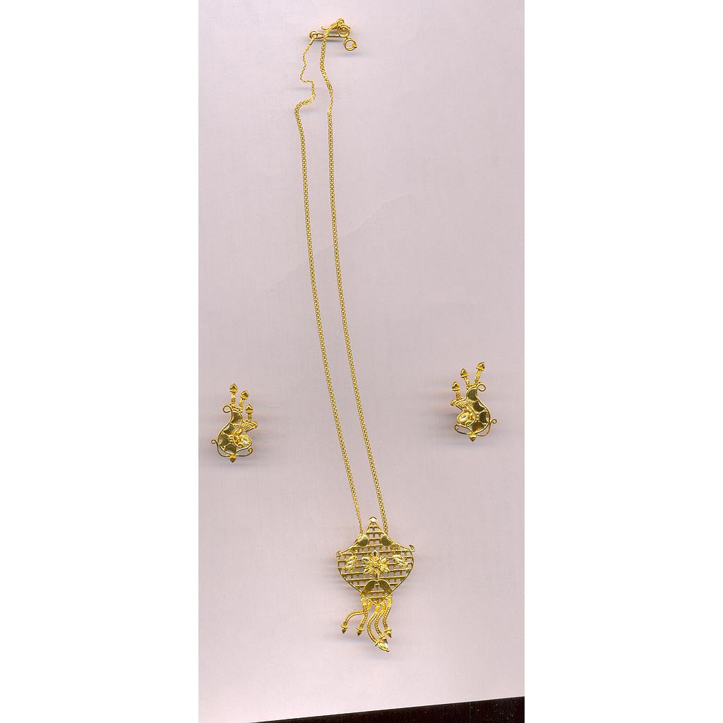 GOLD HALF SET PENDENT IMPORTED