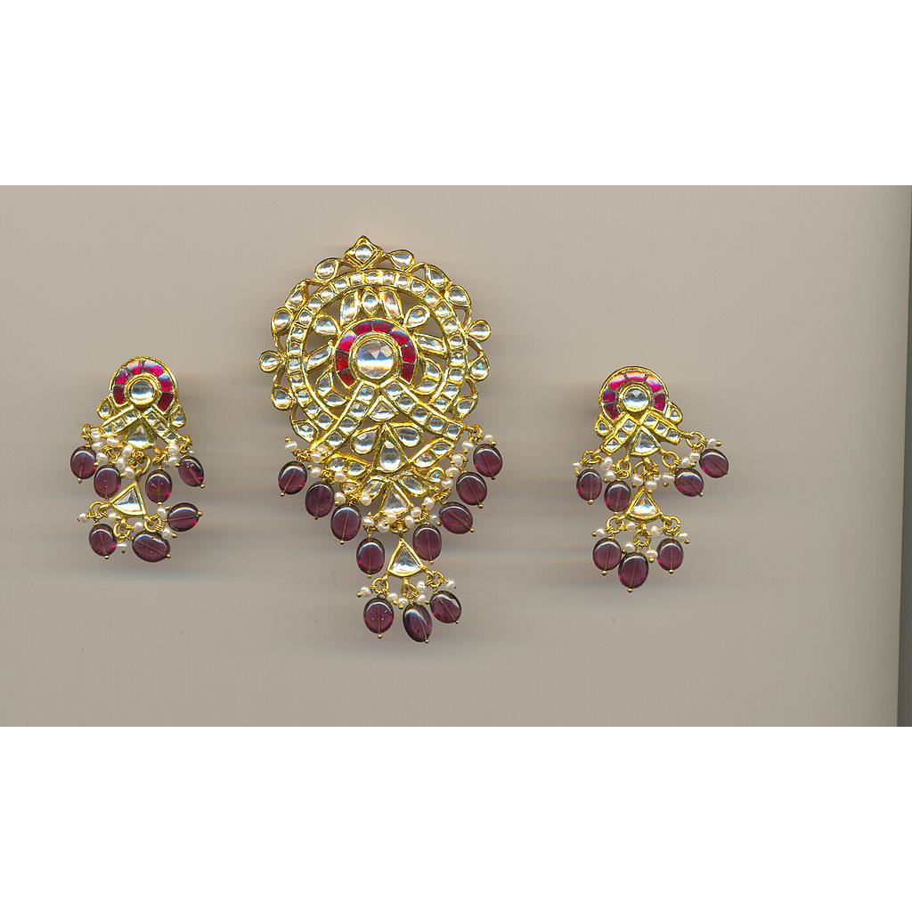 GOLD HALF SET PENDENT KUNDAN EXCLUSIVE