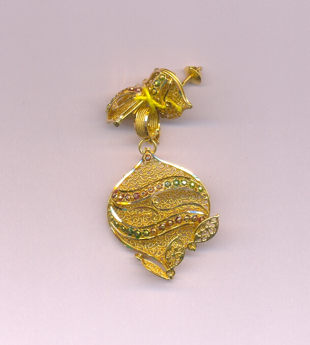 GOLD HALF SET PENDENT PLAIN EXCLUSIVE