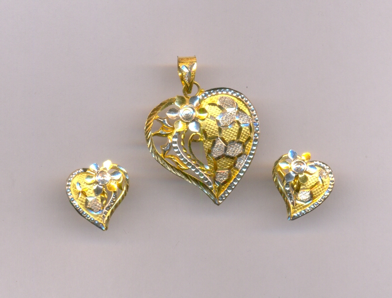 GOLD HALF SET PENDENT PLAIN EXCLUSIVE