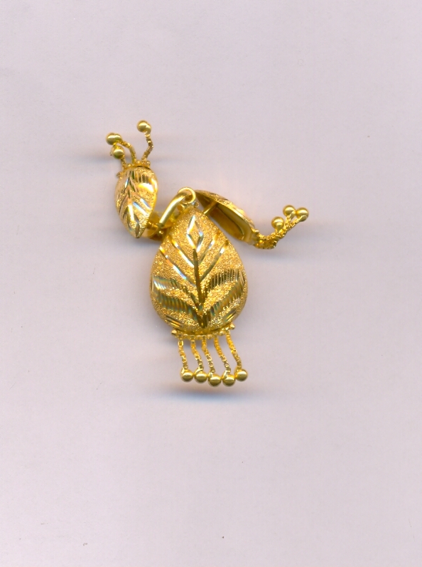 GOLD HALF SET PENDENT PLAIN EXCLUSIVE