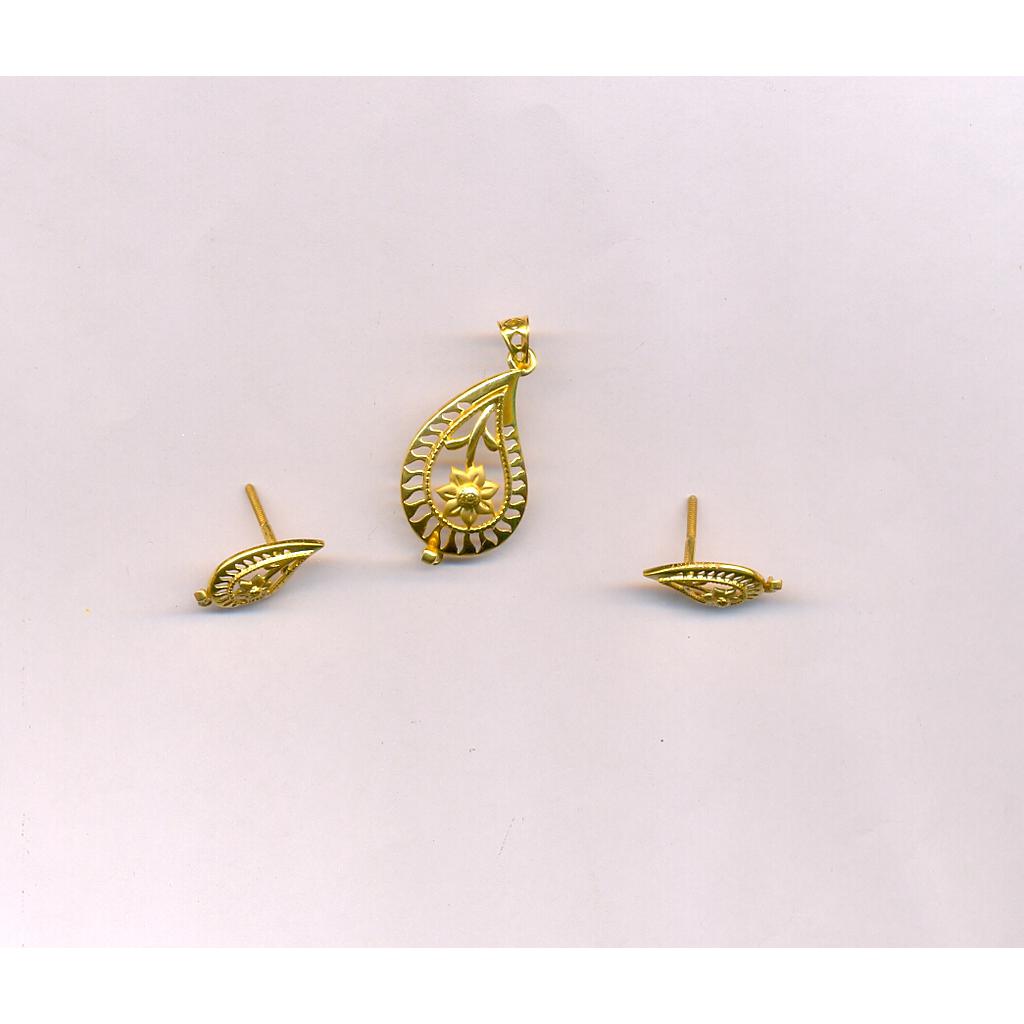 GOLD HALF SET PENDENT PLAIN EXCLUSIVE