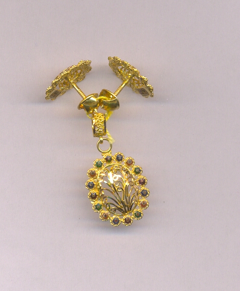 GOLD HALF SET PENDENT PLAIN EXCLUSIVE