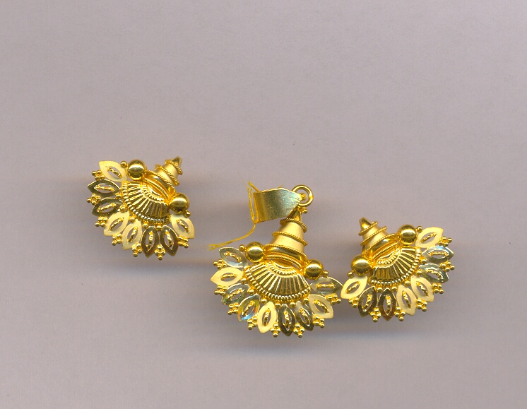 GOLD HALF SET PENDENT PLAIN EXCLUSIVE