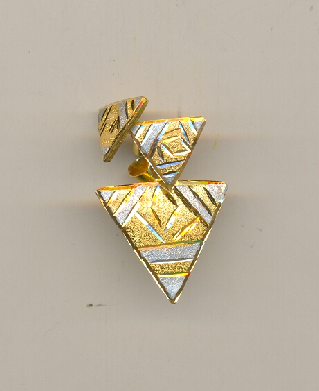 GOLD HALF SET PENDENT PLAIN FANCY