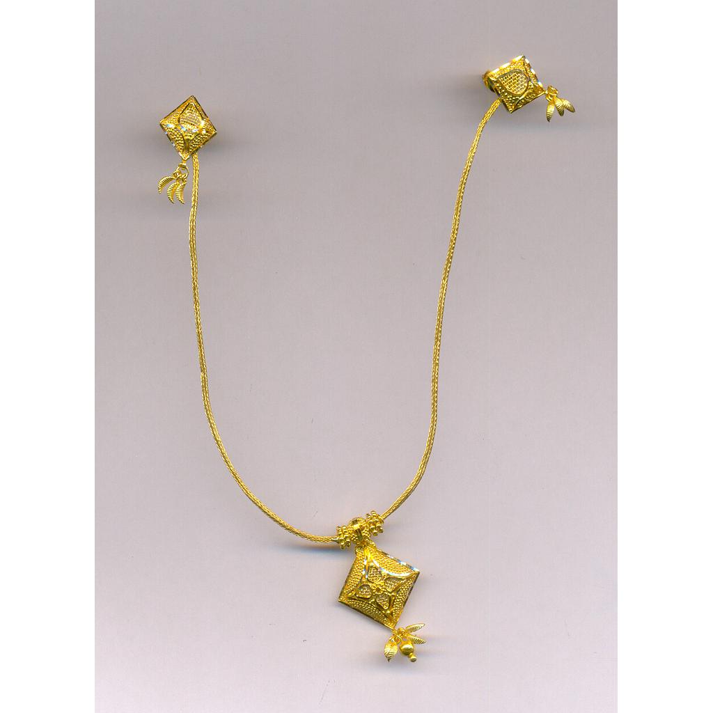 GOLD HALF SET PENDENT PLAIN FANCY
