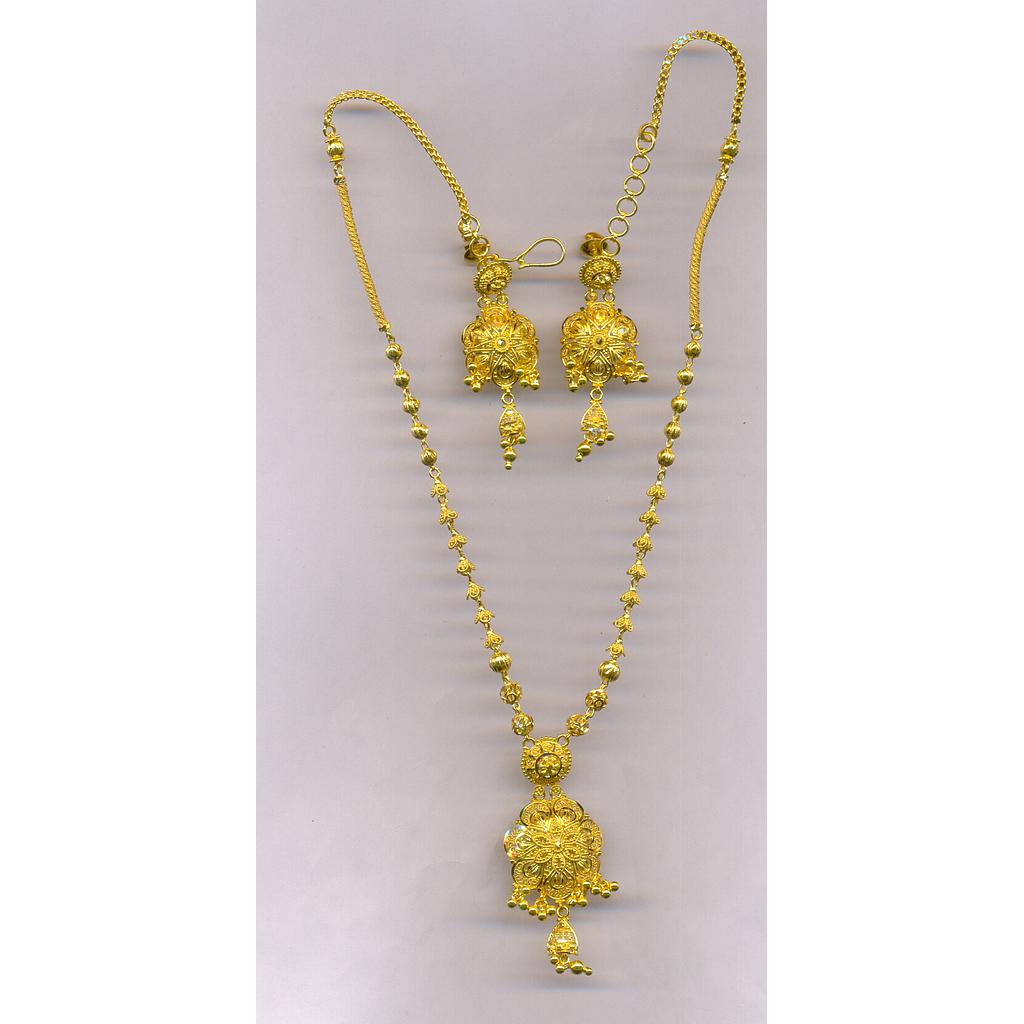 GOLD HALF SET PENDENT PLAIN FANCY