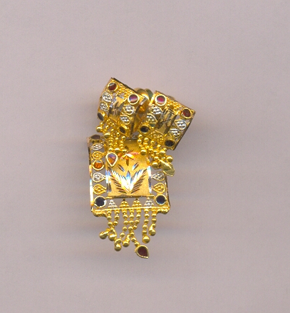 GOLD HALF SET PENDENT PLAIN FANCY