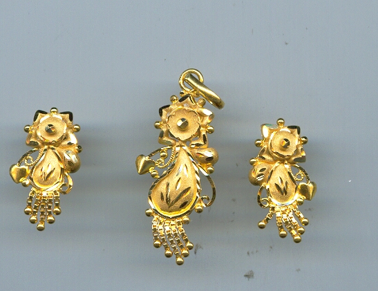GOLD HALF SET PENDENT PLAIN GENERAL