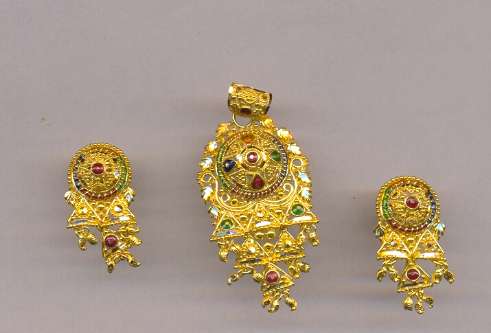 GOLD HALF SET PENDENT PLAIN GENERAL