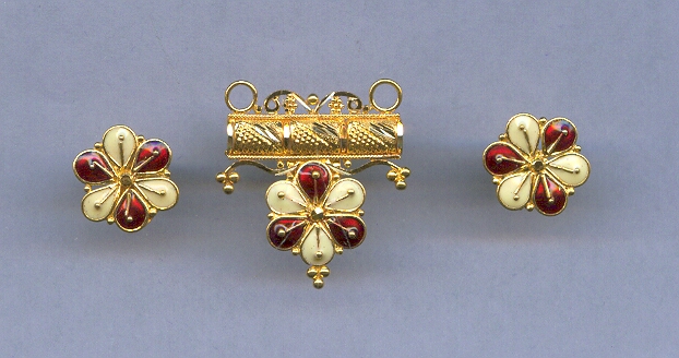 GOLD HALF SET PENDENT PLAIN GENERAL