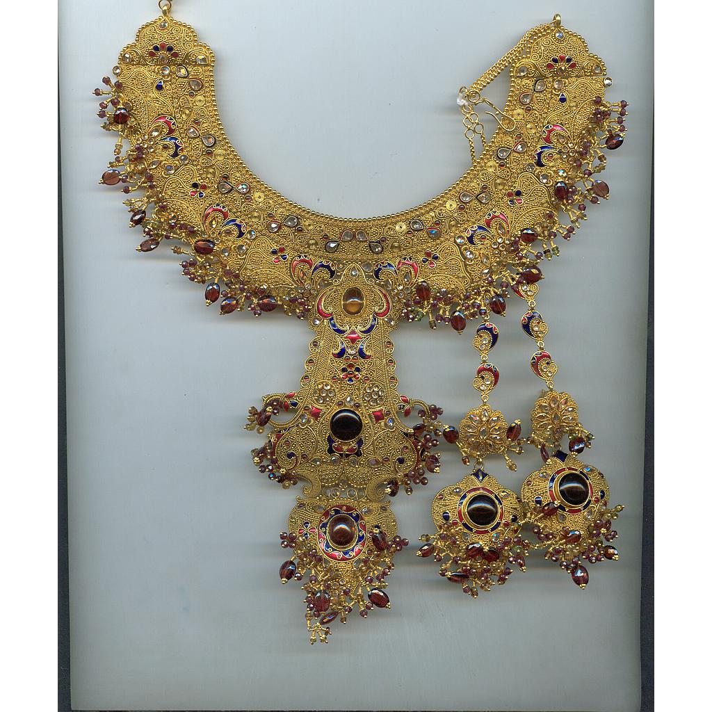 GOLD HALF SET ROUND ANTIQUE EXCLUSIVE