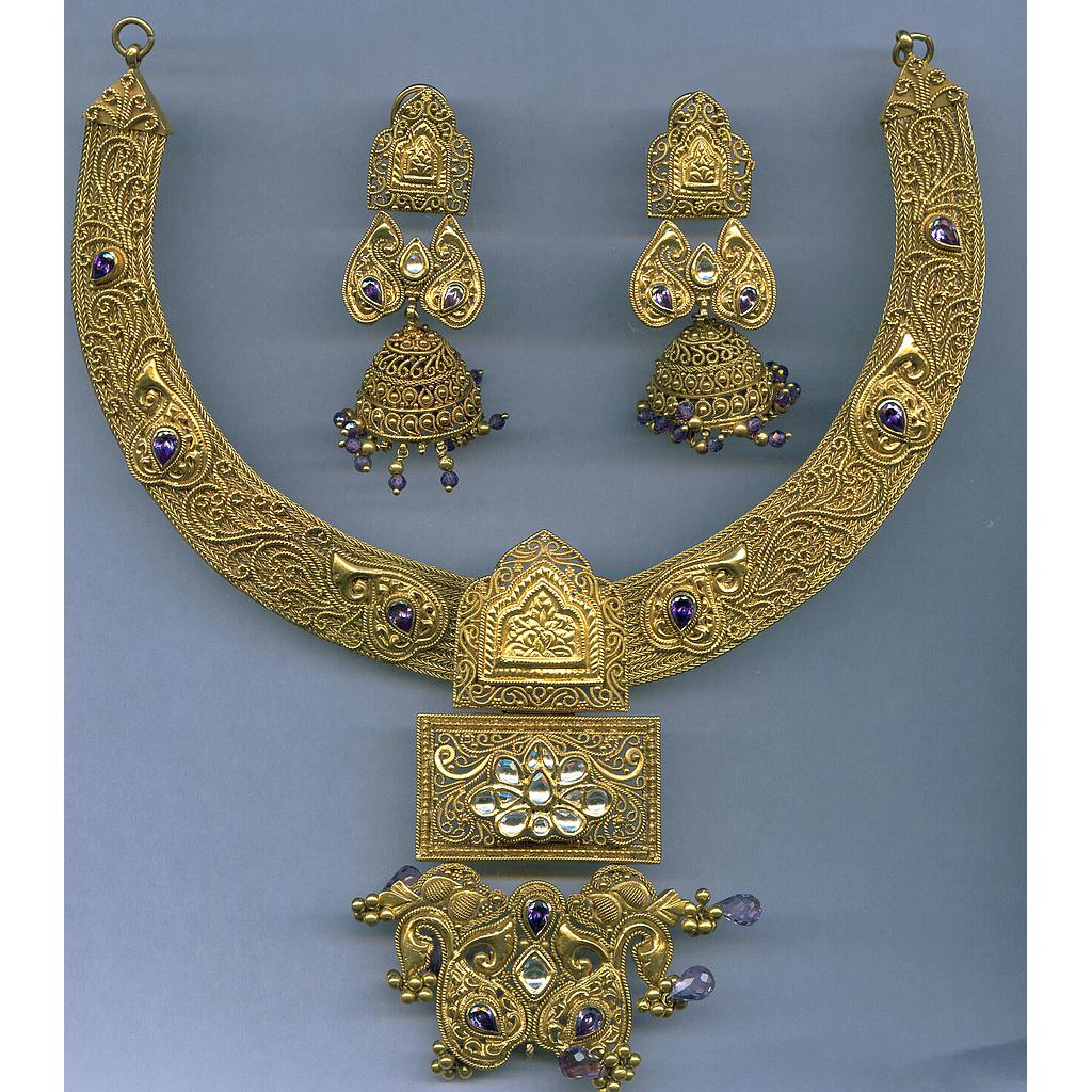 GOLD HALF SET ROUND ANTIQUE EXCLUSIVE
