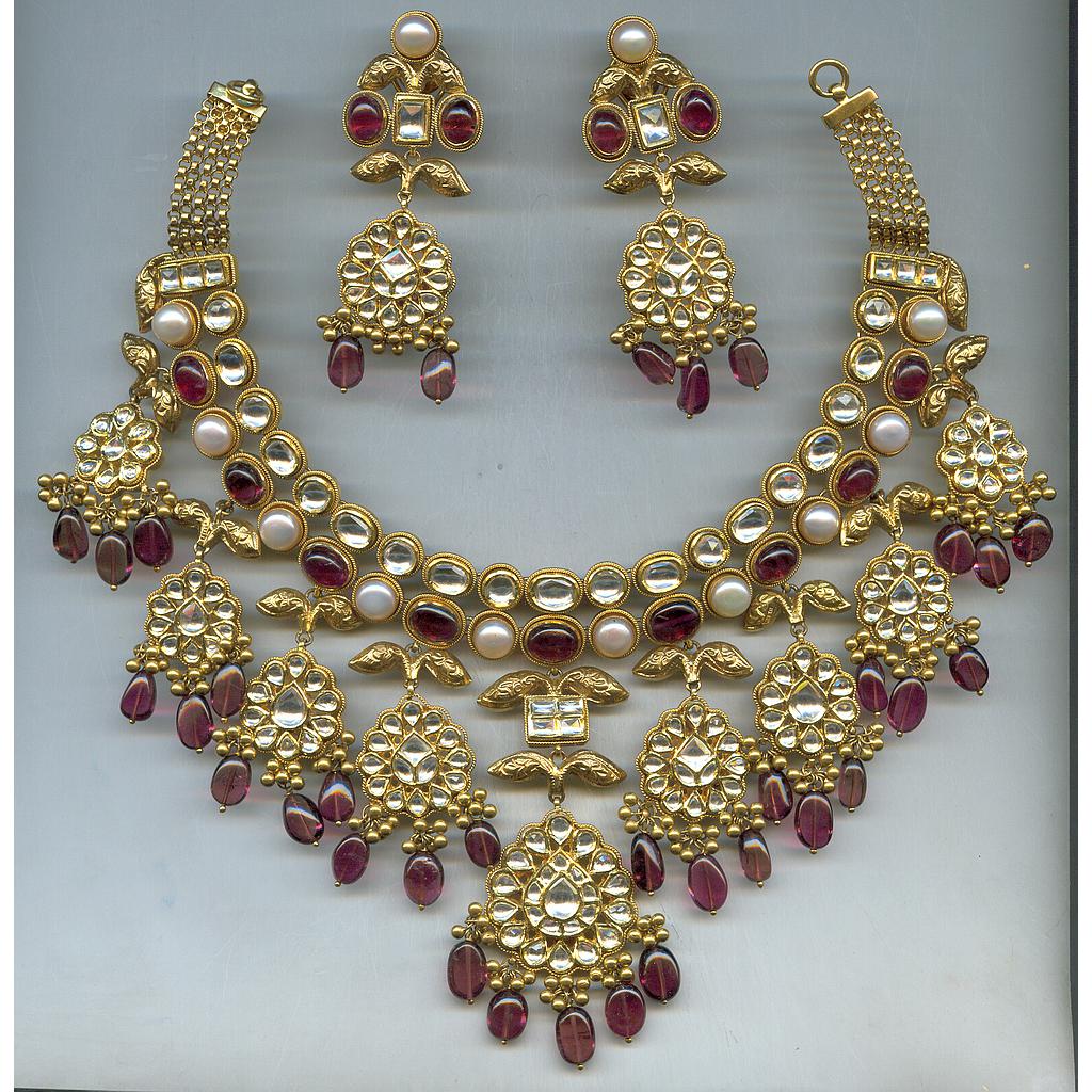GOLD HALF SET ROUND ANTIQUE EXCLUSIVE