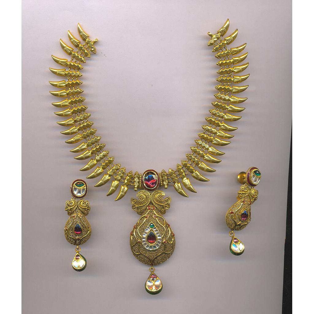 GOLD HALF SET ROUND ANTIQUE EXCLUSIVE
