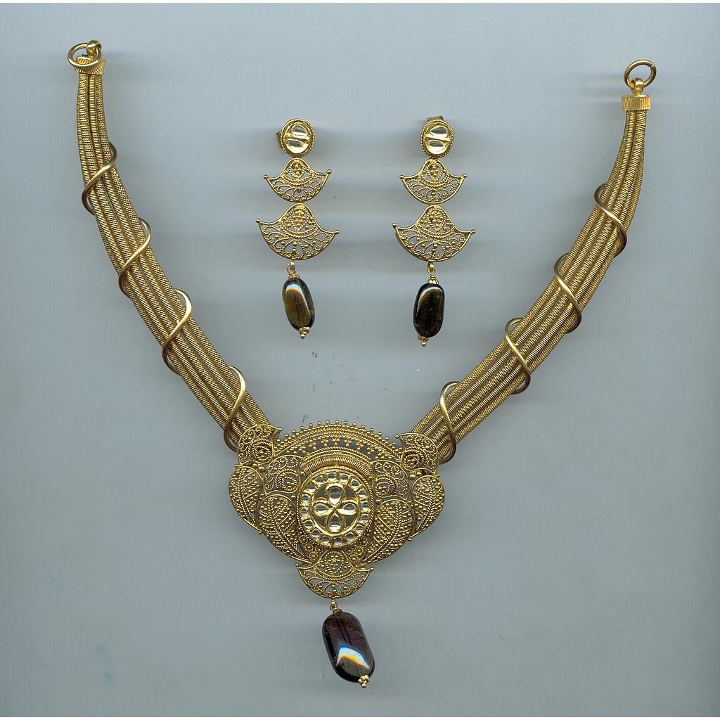 GOLD HALF SET ROUND ANTIQUE EXCLUSIVE