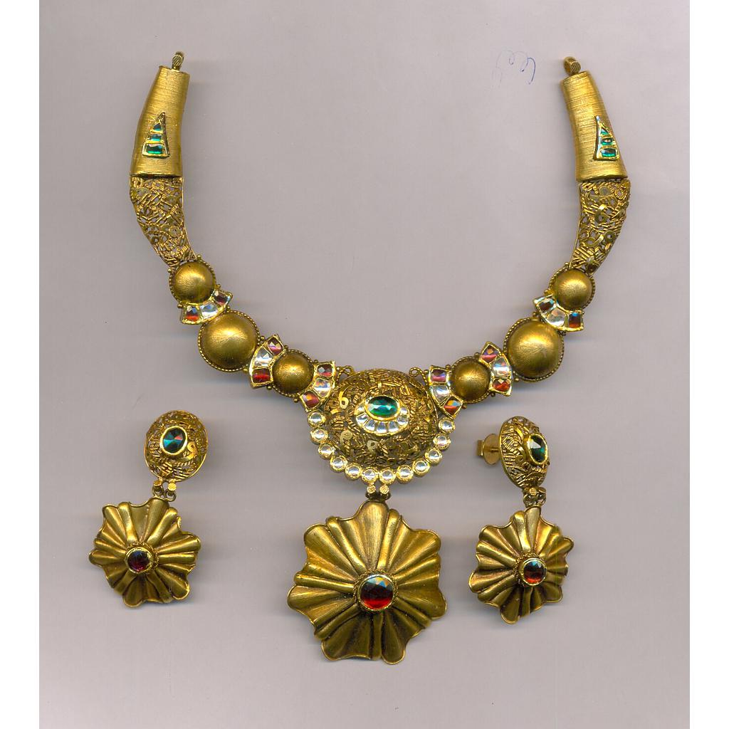 GOLD HALF SET ROUND ANTIQUE EXCLUSIVE