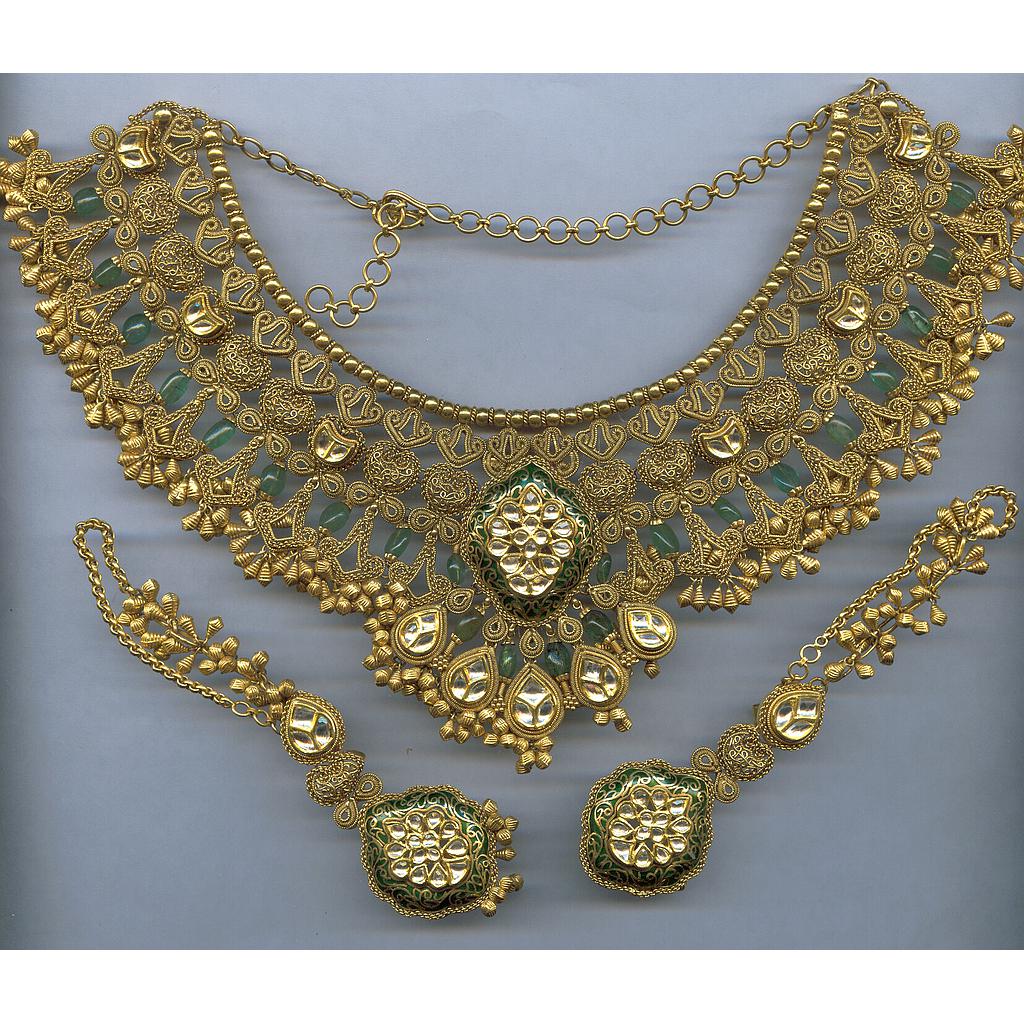 GOLD HALF SET ROUND ANTIQUE FANCY