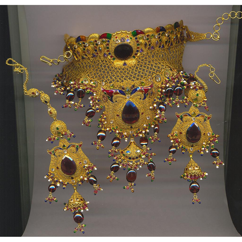 GOLD HALF SET ROUND ANTIQUE FANCY