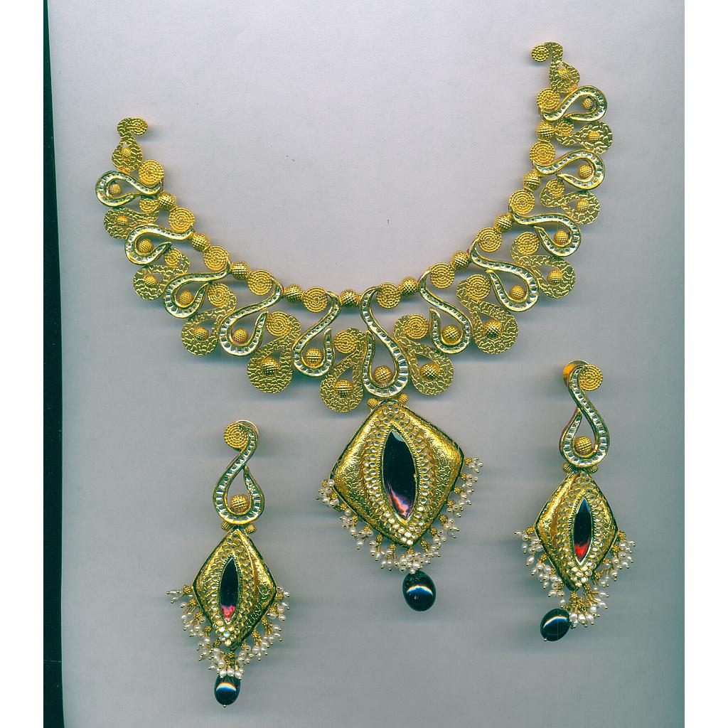 GOLD HALF SET ROUND ANTIQUE FANCY