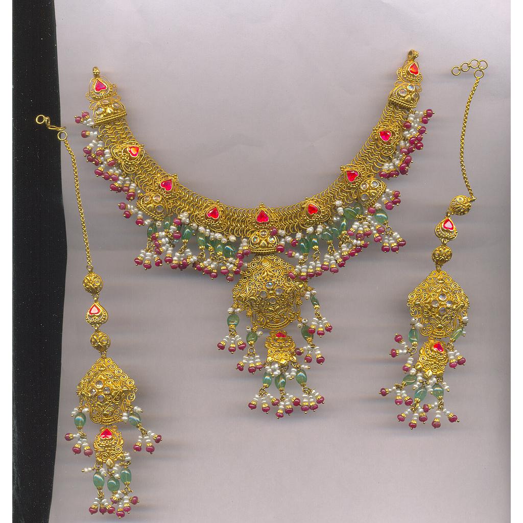 GOLD HALF SET ROUND ANTIQUE FANCY