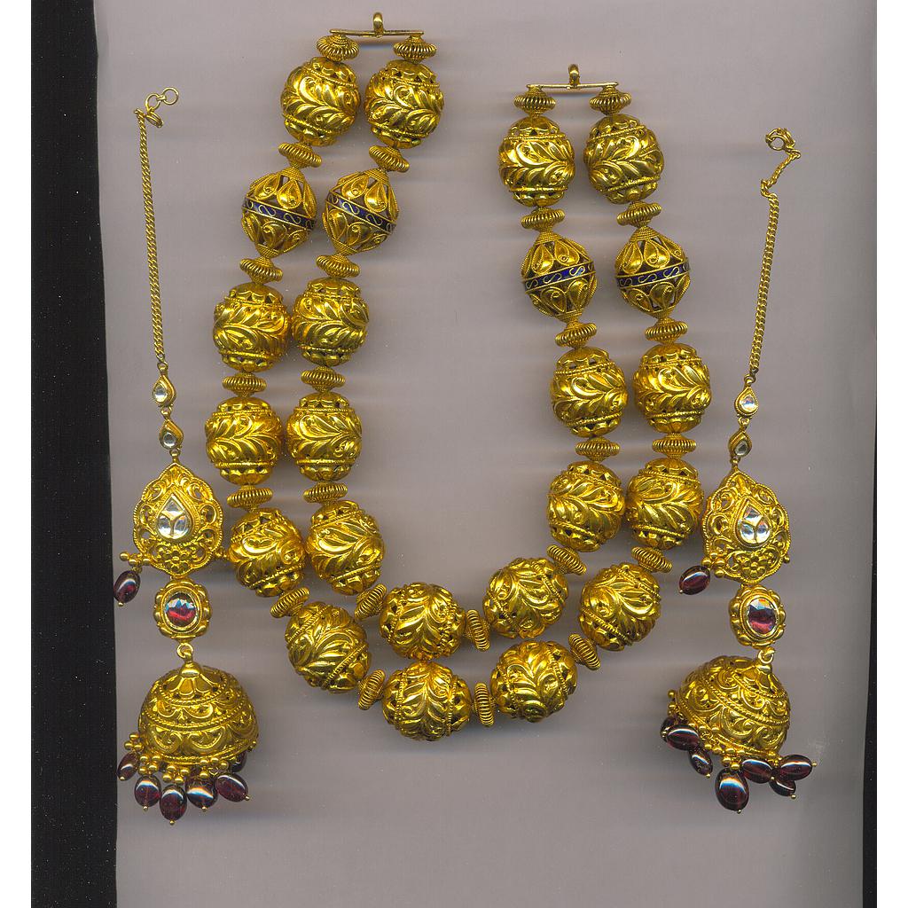 GOLD HALF SET ROUND ANTIQUE FANCY