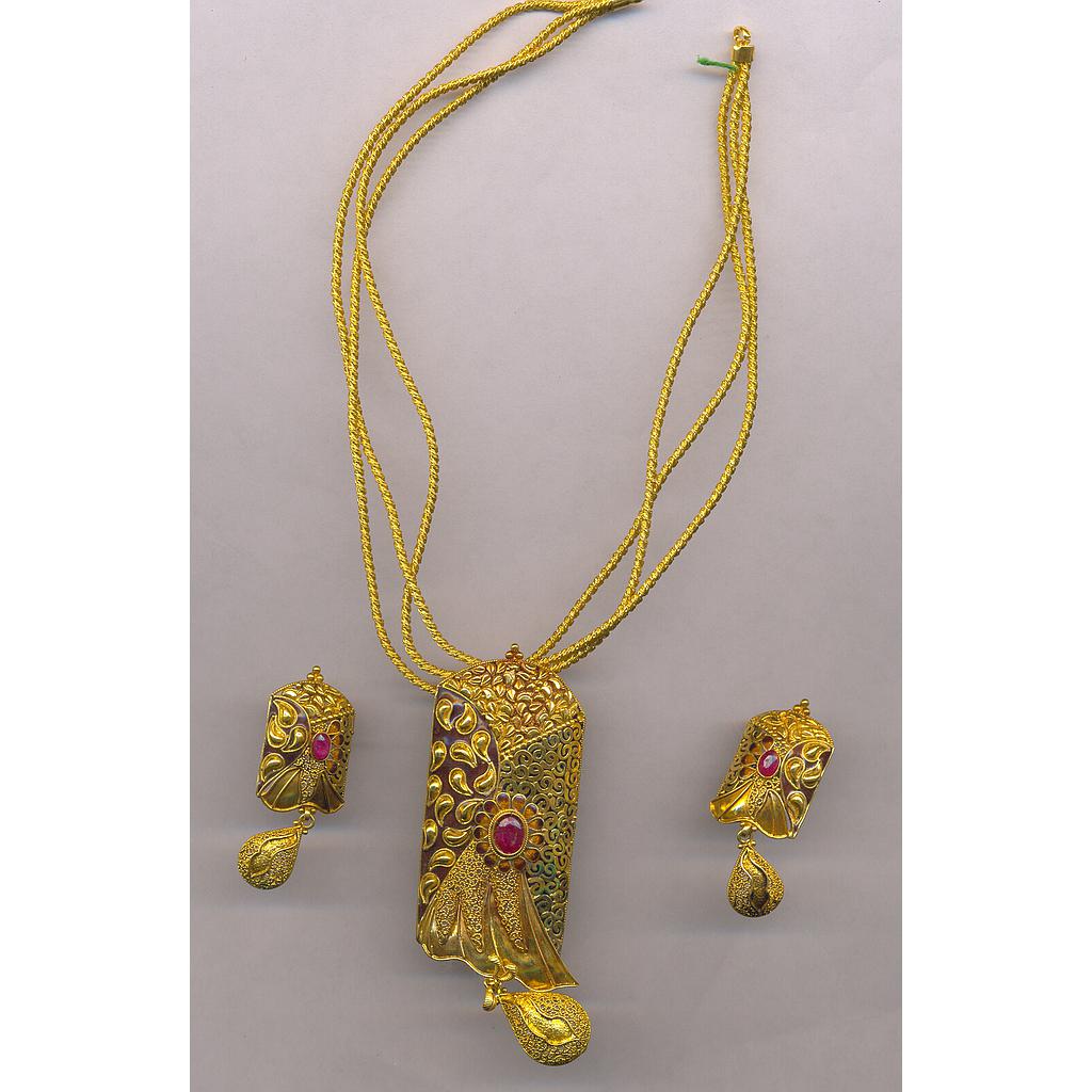 GOLD HALF SET ROUND ANTIQUE GENERAL