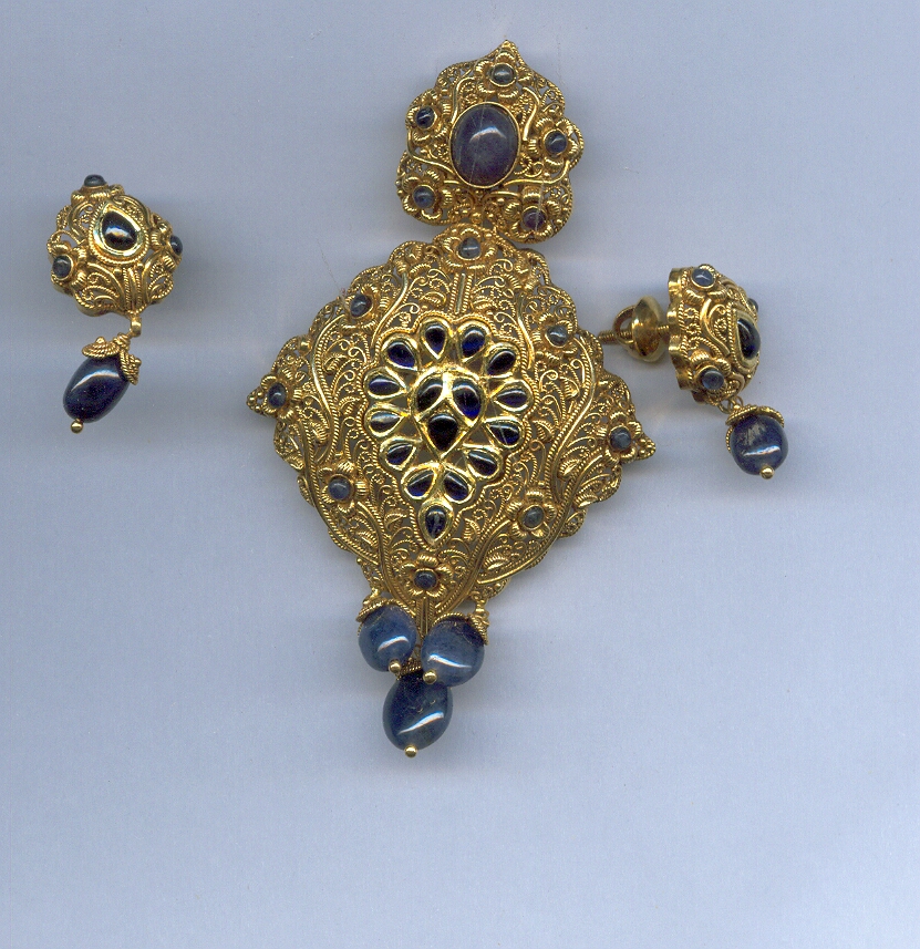 GOLD HALF SET ROUND ANTIQUE GENERAL