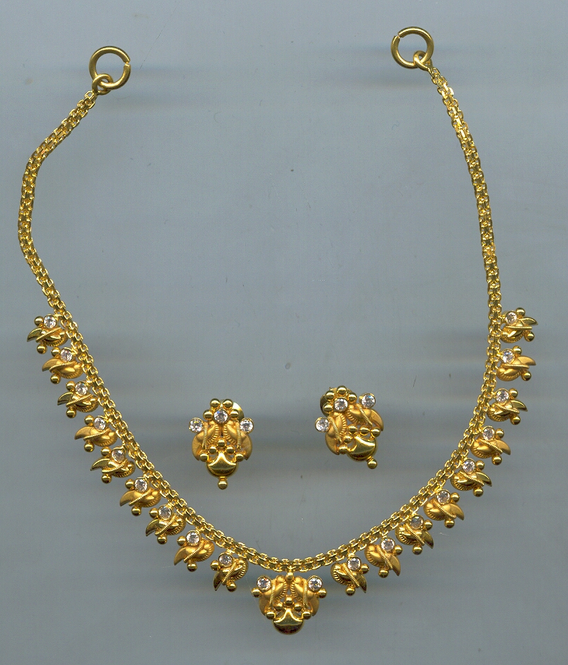 GOLD HALF SET ROUND CASTING EXCLUSIVE