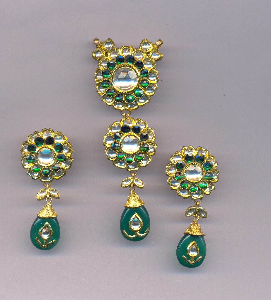 GOLD HALF SET ROUND KUNDAN GENERAL