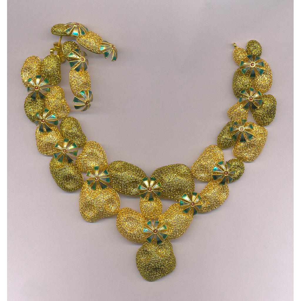 GOLD HALF SET ROUND PLAIN EXCLUSIVE